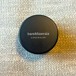 BAREMINERALS Concealer. Bisque